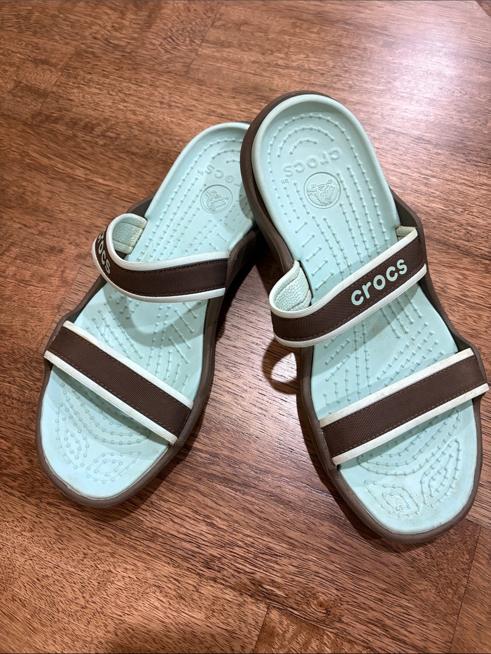 Crocs Sandals 2-strap slides Sz 10. Brown & blue